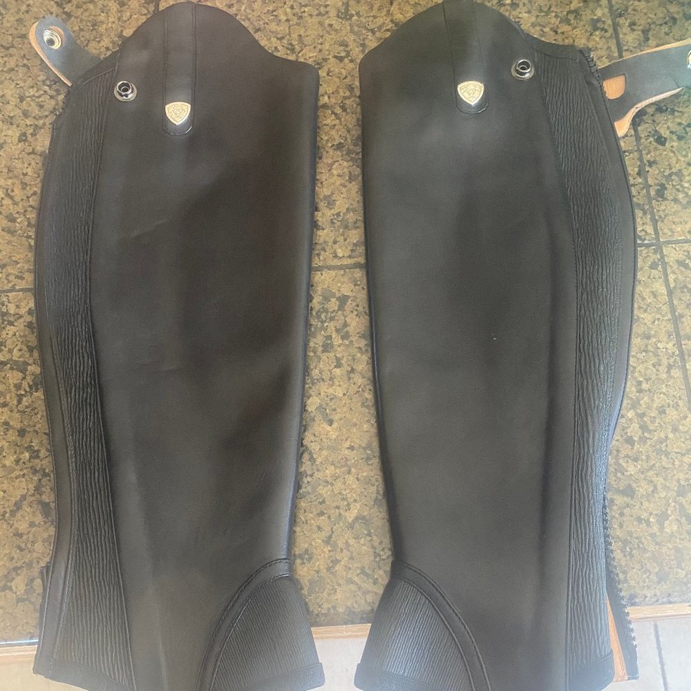 Brand New Ariat Monaco Half Chap (Size XS)